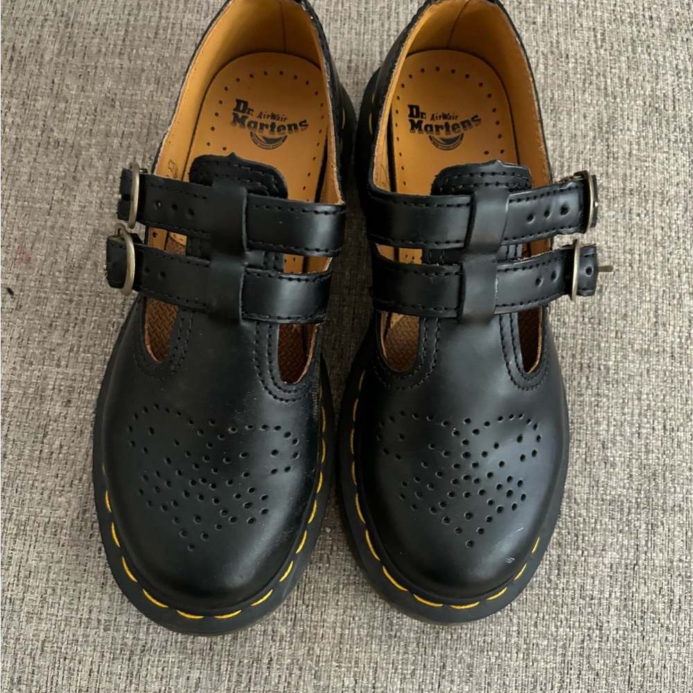 Shoes - Picture 2 of 3